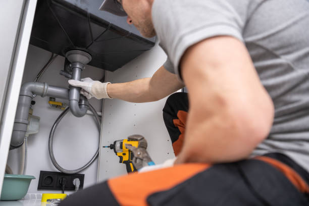 Best Clogged Drain Plumber  in Delmont, PA